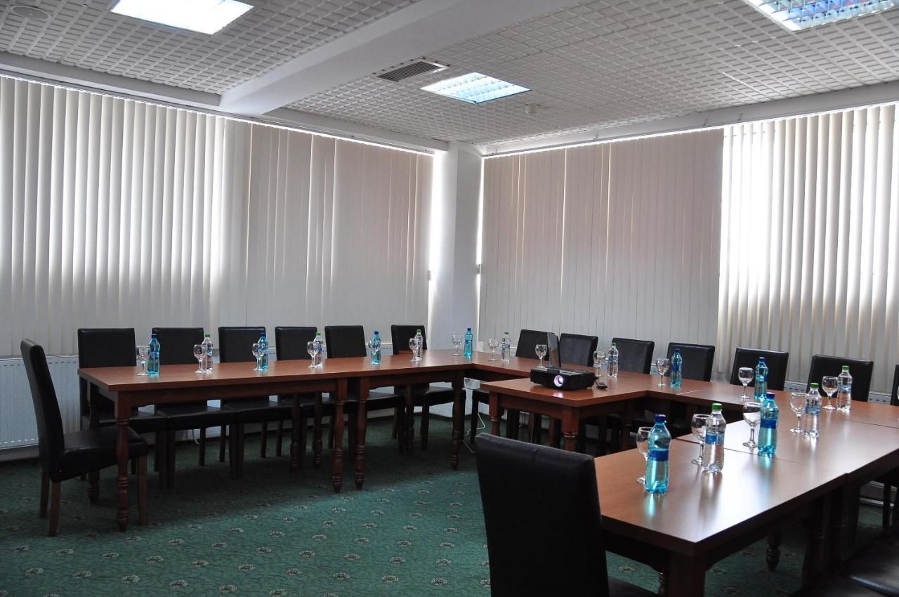 Отель Hotel Emma Est Крайова-37