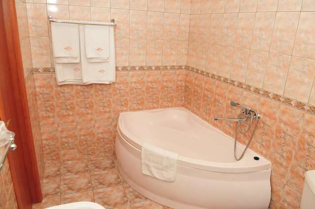 Отель Hotel Emma Est Крайова-15