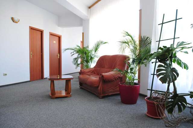 Отель Hotel Emma Est Крайова-17