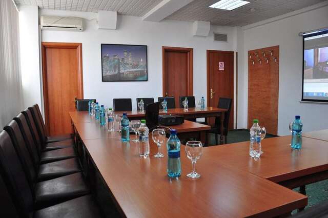 Отель Hotel Emma Est Крайова-35