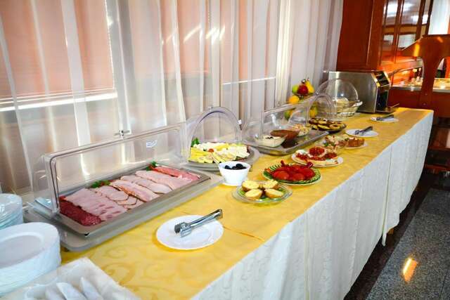 Отель Hotel Emma Est Крайова-10